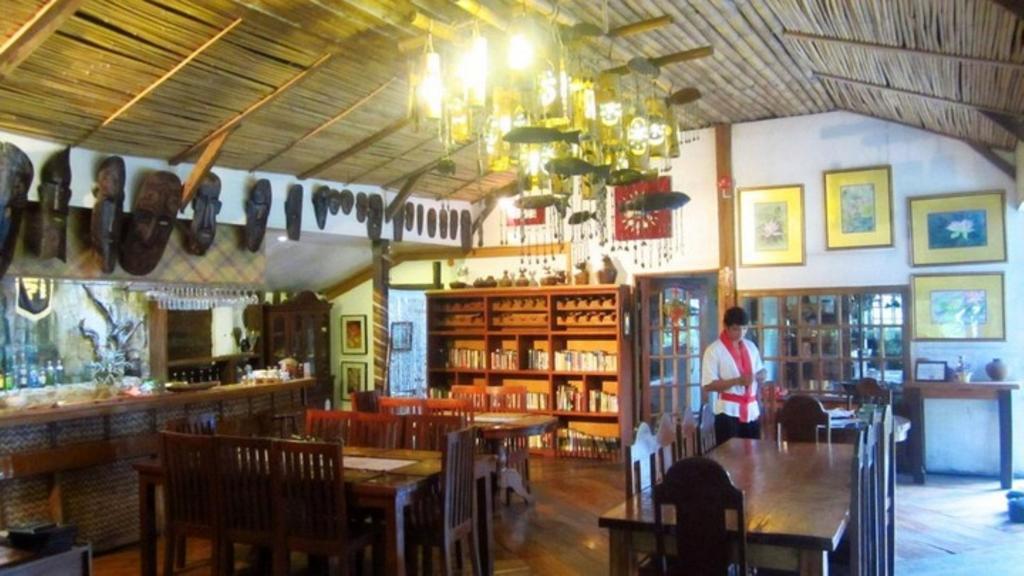 Bed and Breakfast The Lotus Garden Puerto Princesa Exterior foto