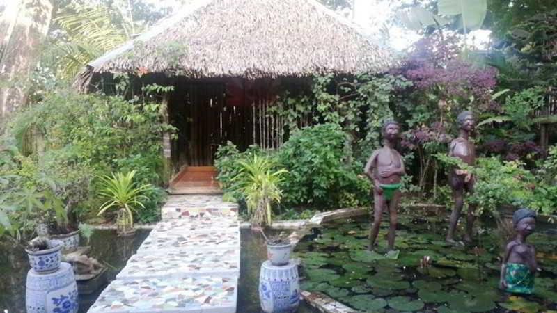 Bed and Breakfast The Lotus Garden Puerto Princesa Exterior foto