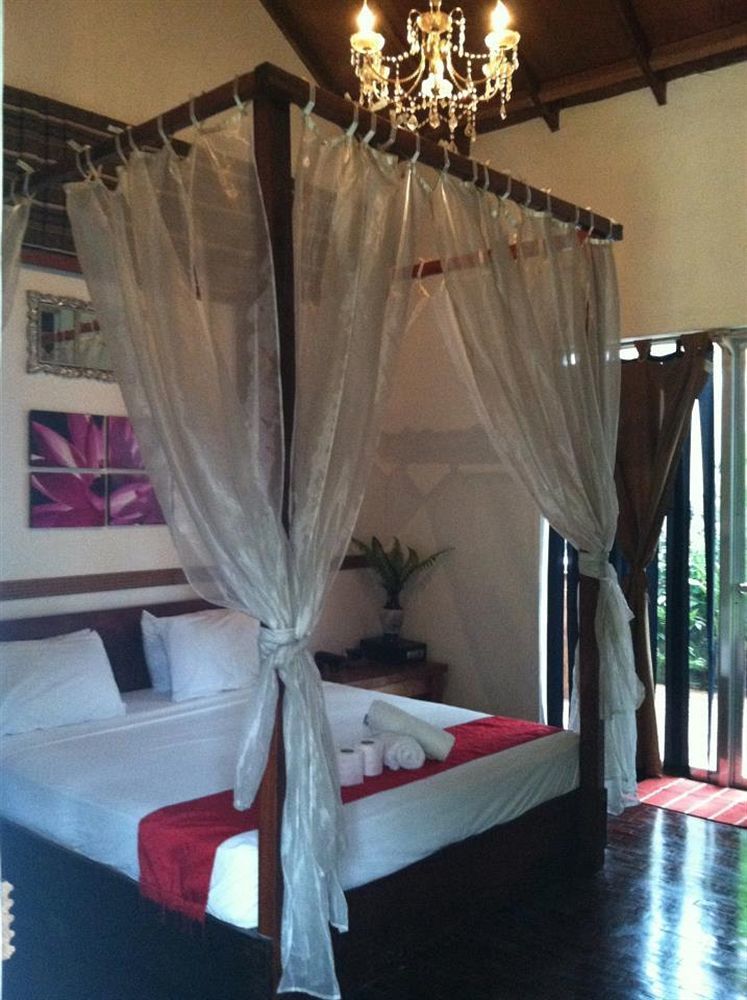 Bed and Breakfast The Lotus Garden Puerto Princesa Exterior foto